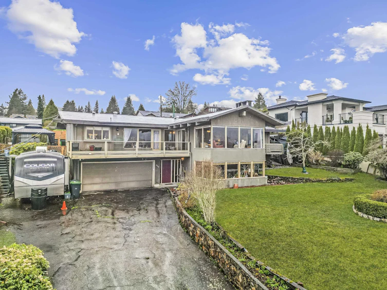 645 Baycrest Drive, North Vancouver, BC, V7G 1N7 - 32