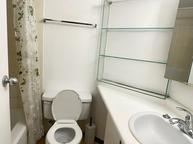 216-8460 Ackroyd Road, Richmond, BC, V6X 3E9 - 12