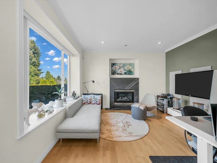 4288 Gilpin Crescent, Burnaby, BC, V5G 2K2 - 4