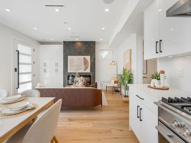 1-2727 Parker Street, Vancouver, BC, V5K 2T6 - 16