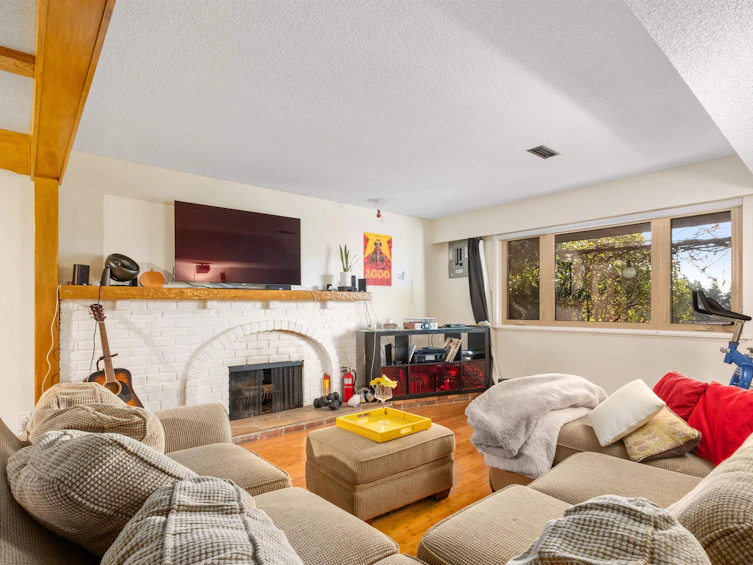 5256 Malaspina Place, North Vancouver, BC, V7R 4M1 - 21