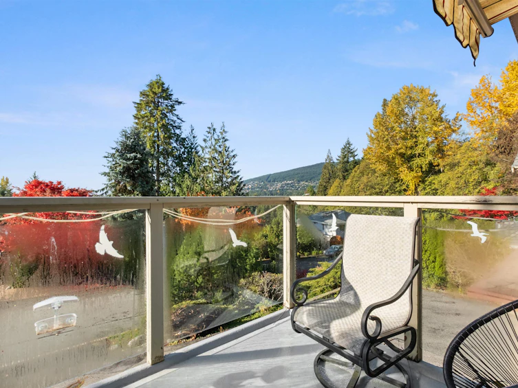 5256 Malaspina Place, North Vancouver, BC, V7R 4M1 - 7