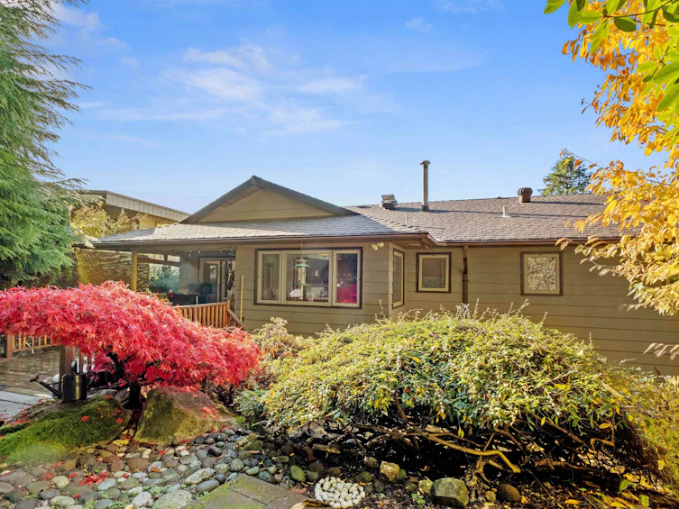 5256 Malaspina Place, North Vancouver, BC, V7R 4M1