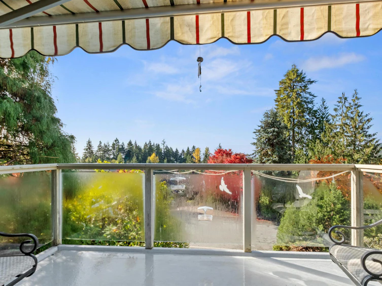 5256 Malaspina Place, North Vancouver, BC, V7R 4M1 - 8