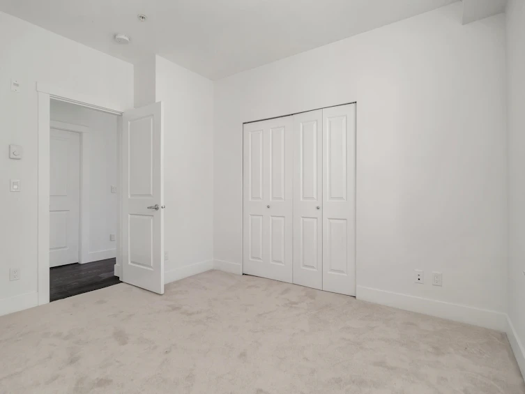 214-9983 E Barnston Drive, Surrey, BC, V4N 6T3 - 10