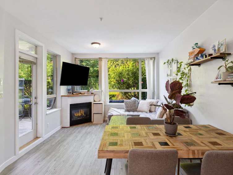 210-560 Raven Woods Drive, North Vancouver, BC, V7V 1H1 - 8
