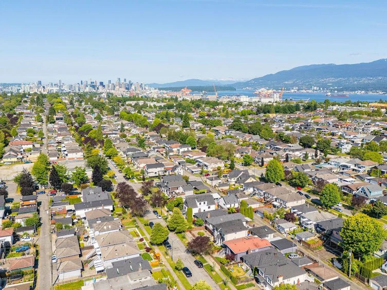 2-2727 Parker Street, Vancouver, BC, V5K 2T6 - 31