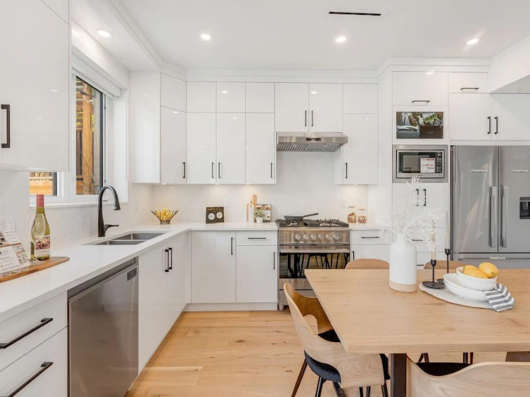 2-2727 Parker Street, Vancouver, BC, V5K 2T6 - 8