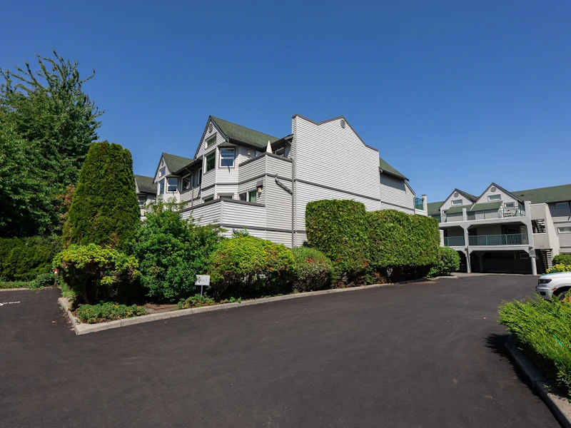 212 - 4885 53rd Street, Delta BC V4K 2Z3