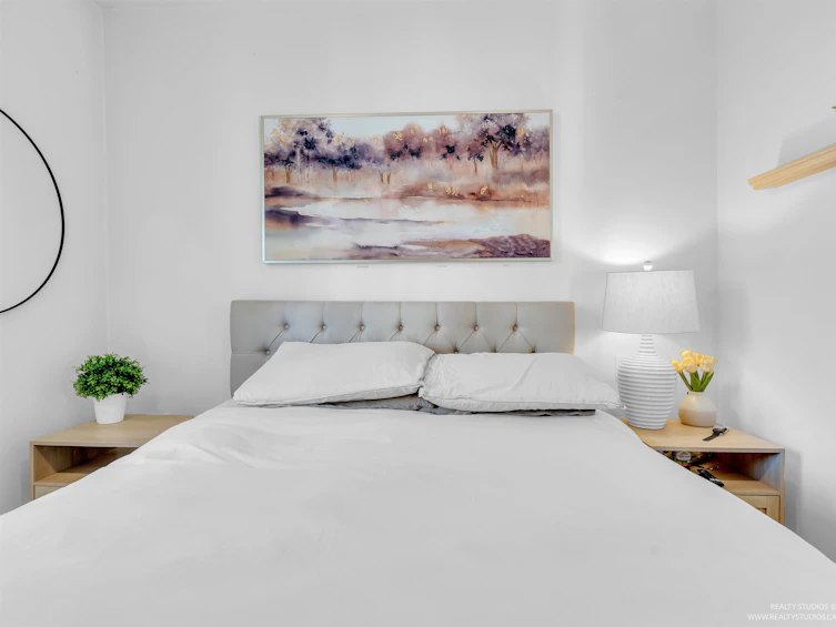 605-1180 Broughton Street, Vancouver, BC, V6G 2B1 - 2