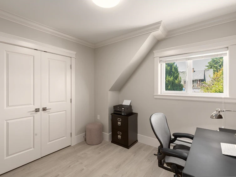 2449 E 40th Avenue, Vancouver, BC, V5R 2V6 - 11