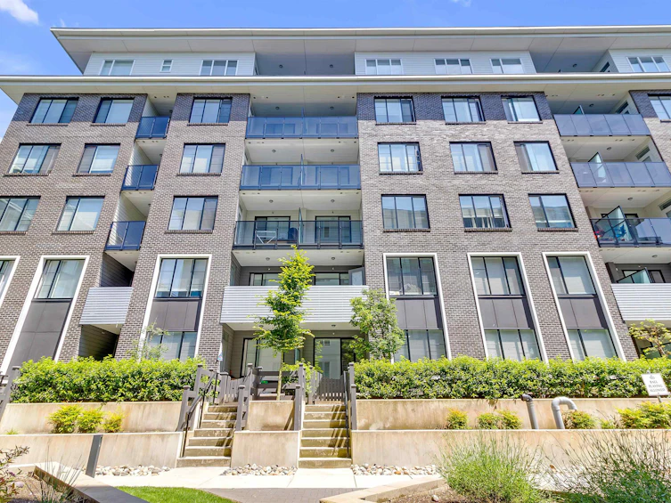 114-15858 Fraser Highway, Surrey, BC, V4N 6X4 - 4
