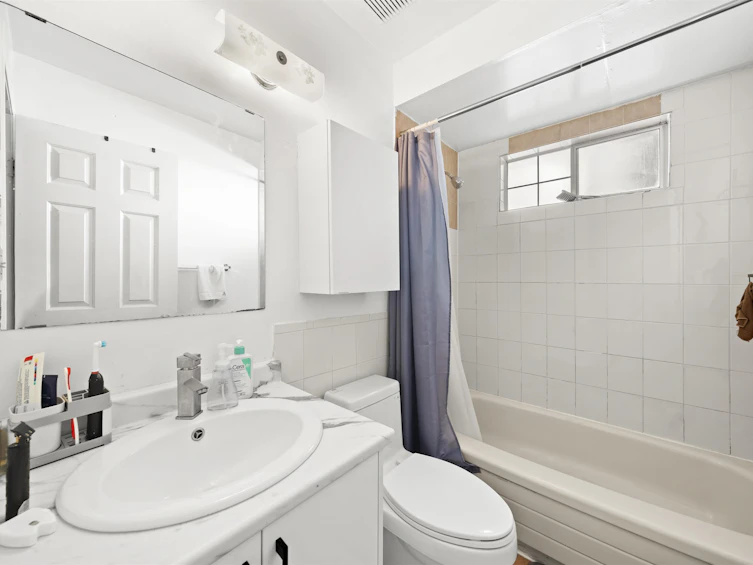 5990 Joyce Street, Vancouver, BC, V5R 4J2 - 32