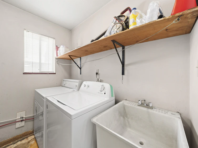 5990 Joyce Street, Vancouver, BC, V5R 4J2 - 21