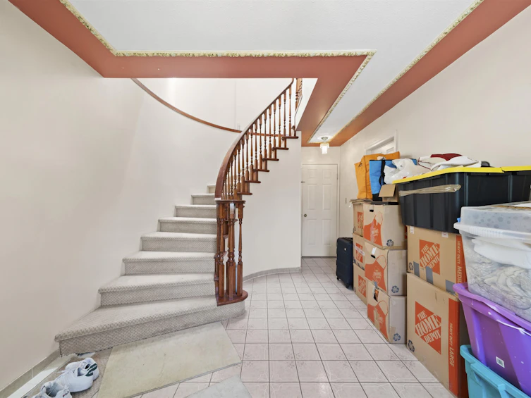 5990 Joyce Street, Vancouver, BC, V5R 4J2 - 24