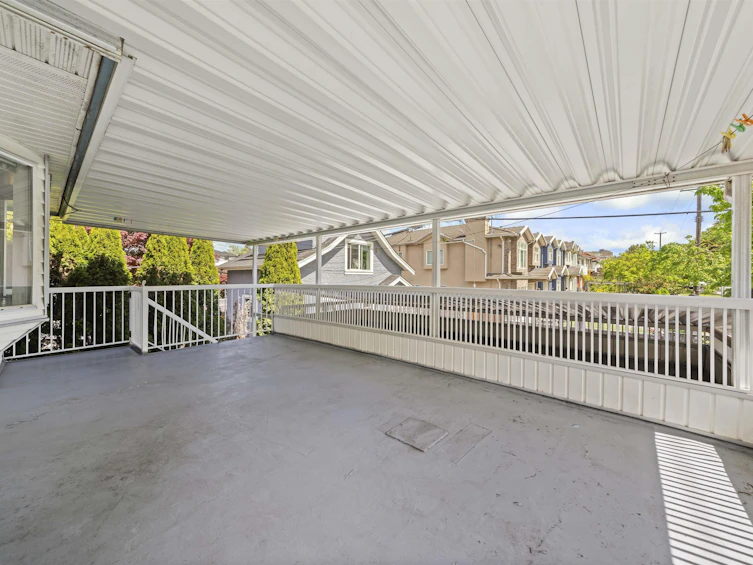 5990 Joyce Street, Vancouver, BC, V5R 4J2 - 22