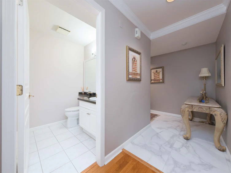209-288 E 6th Street, North Vancouver, BC, V7L 1P5 - 11
