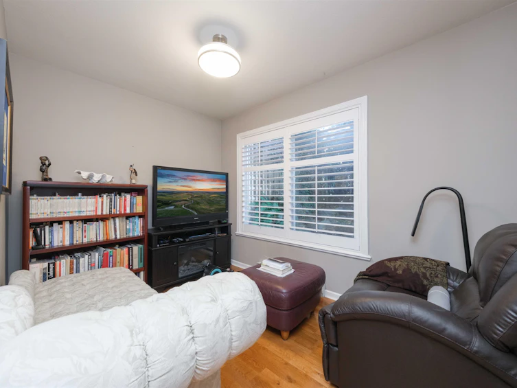 209-288 E 6th Street, North Vancouver, BC, V7L 1P5 - 12