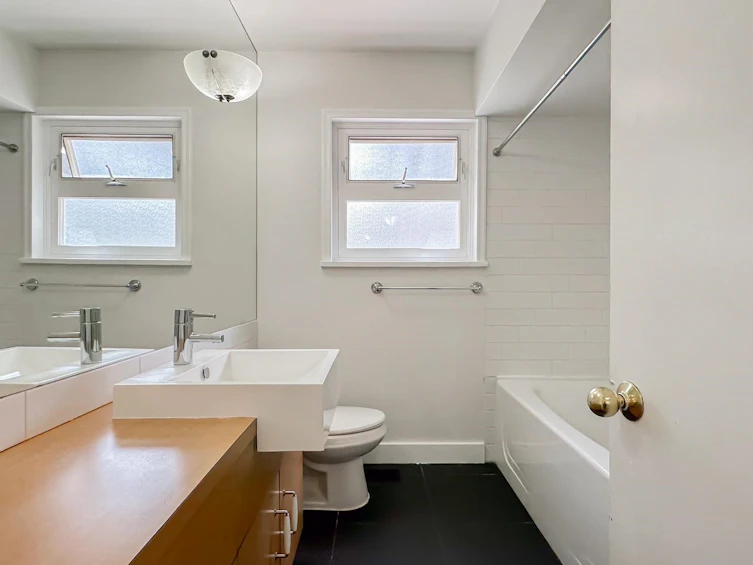 2704 Kilmarnock Crescent, North Vancouver, BC, V7J 2Z5 - 20