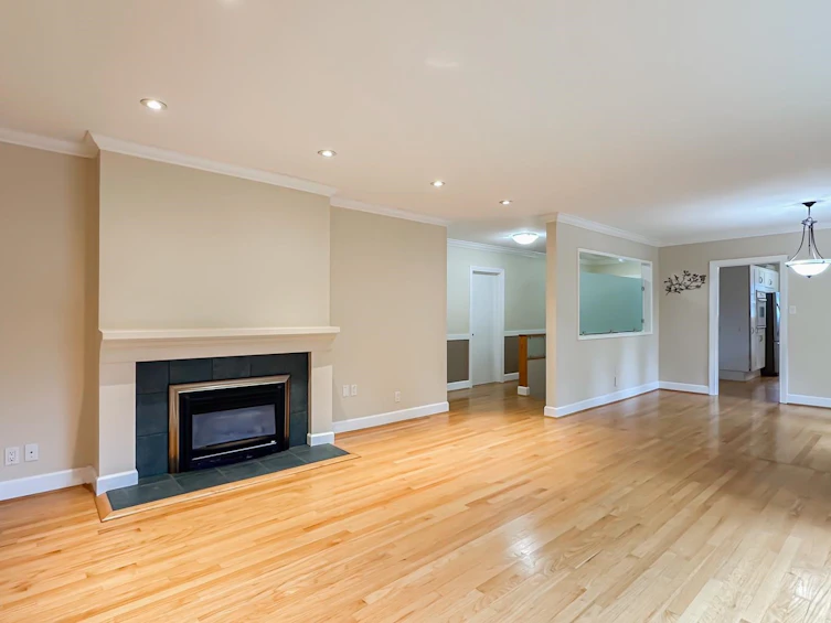 2704 Kilmarnock Crescent, North Vancouver, BC, V7J 2Z5 - 7