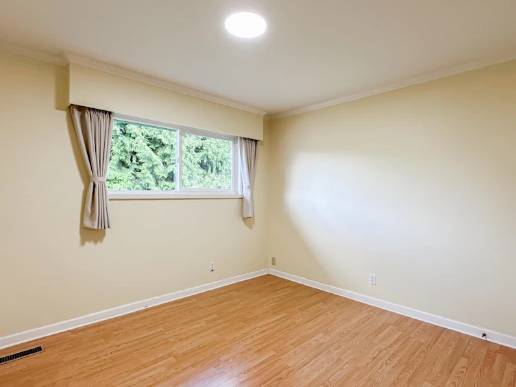 2704 Kilmarnock Crescent, North Vancouver, BC, V7J 2Z5 - 17