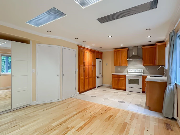 2704 Kilmarnock Crescent, North Vancouver, BC, V7J 2Z5 - 28