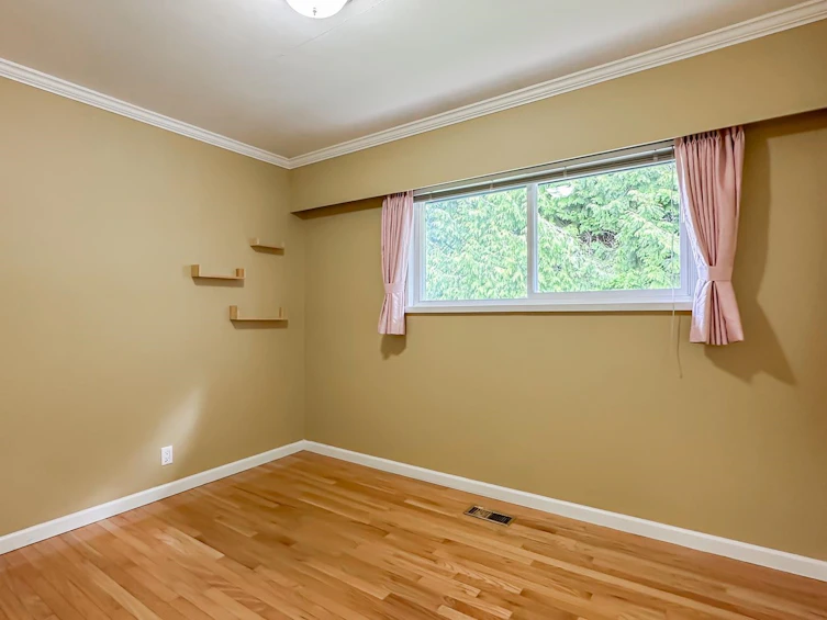 2704 Kilmarnock Crescent, North Vancouver, BC, V7J 2Z5 - 18