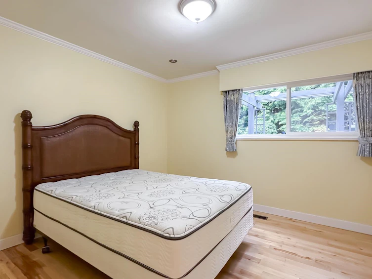 2704 Kilmarnock Crescent, North Vancouver, BC, V7J 2Z5 - 29
