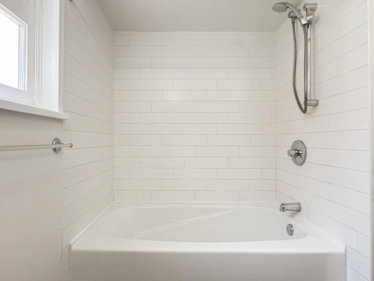 2704 Kilmarnock Crescent, North Vancouver, BC, V7J 2Z5 - 16