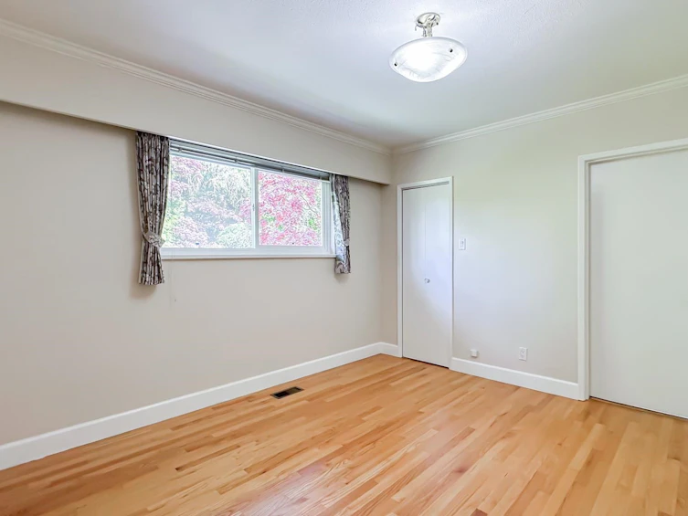 2704 Kilmarnock Crescent, North Vancouver, BC, V7J 2Z5 - 14