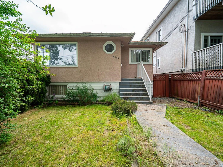 3584 Gladstone Street, Vancouver, BC, V5N 4Y7 - 25