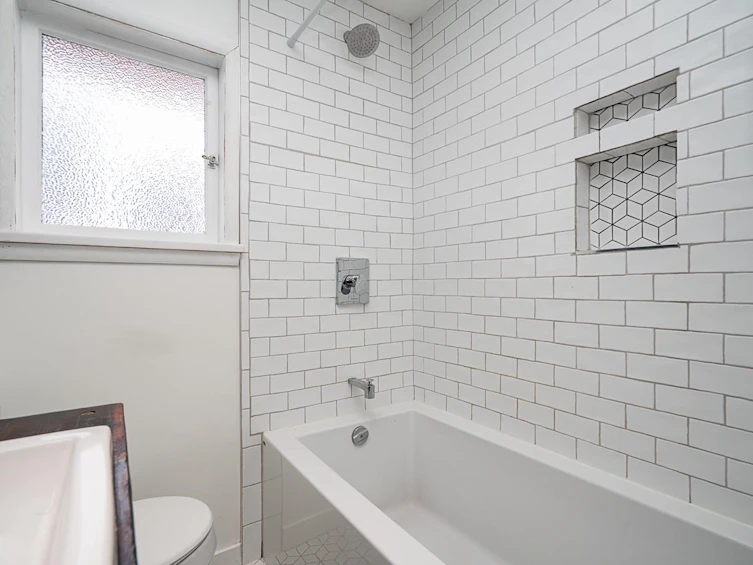 3584 Gladstone Street, Vancouver, BC, V5N 4Y7 - 16
