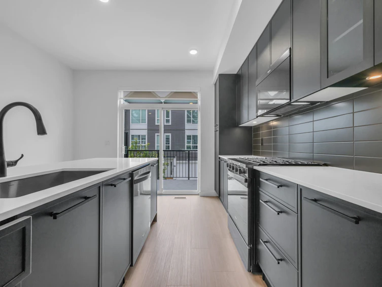 23-2886 Montrose Avenue, Abbotsford, BC, A9A 9A9 - 15