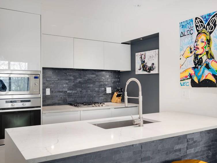 203-181 W 1st Avenue, Vancouver, BC, V5Y 0E3 - 2