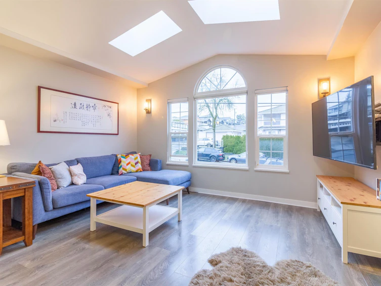 4322 Graveley Street, Burnaby, BC, V5C 3T8 - 2