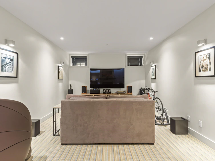 6448 Macdonald Street, Vancouver, BC, V6N 1E6 - 26