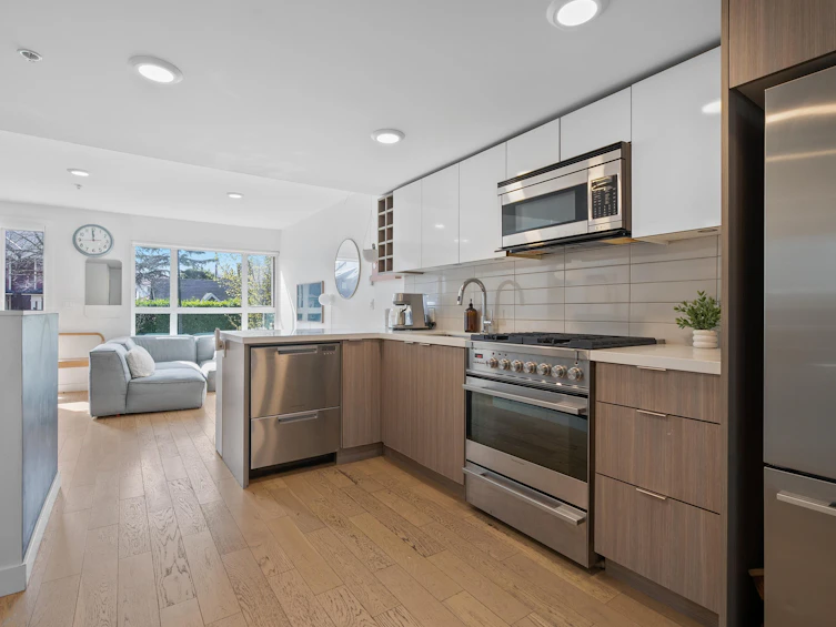 355 E 16th Avenue, Vancouver, BC, V5T 2T7 - 13