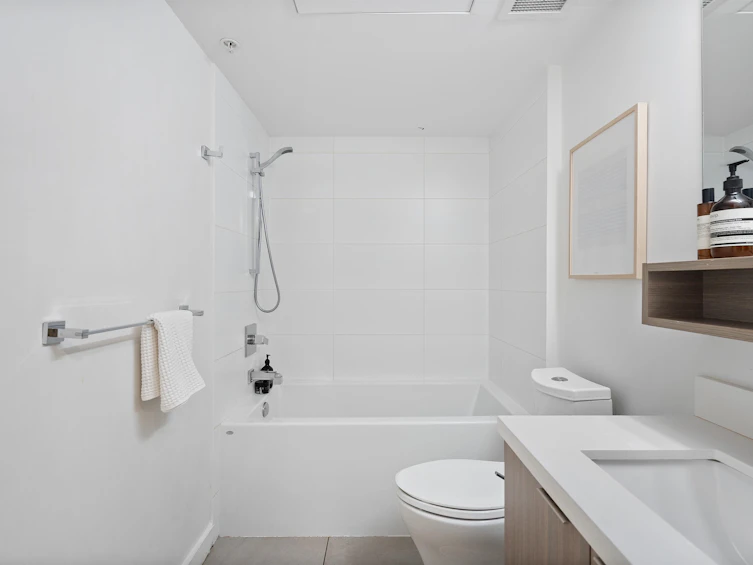 355 E 16th Avenue, Vancouver, BC, V5T 2T7 - 18