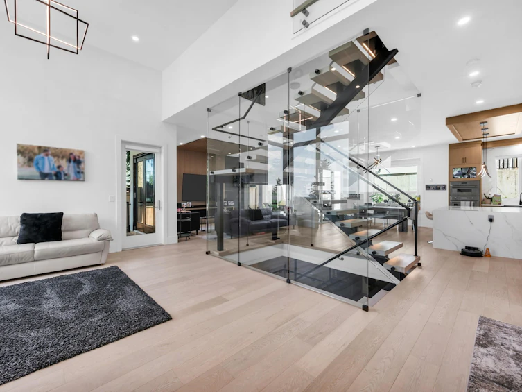5243 Carson Street, Burnaby, BC, V5J 2Z3 - 4