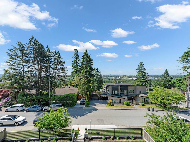 5243 Carson Street, Burnaby, BC, V5J 2Z3 - 25