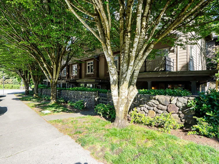 121-18 Jack Mahony Place, New Westminster, BC, V3L 5V8 - 32