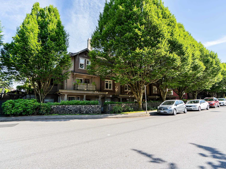 121-18 Jack Mahony Place, New Westminster, BC, V3L 5V8 - 30
