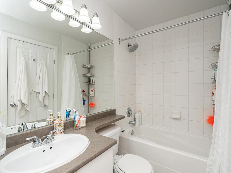 121-18 Jack Mahony Place, New Westminster, BC, V3L 5V8 - 24