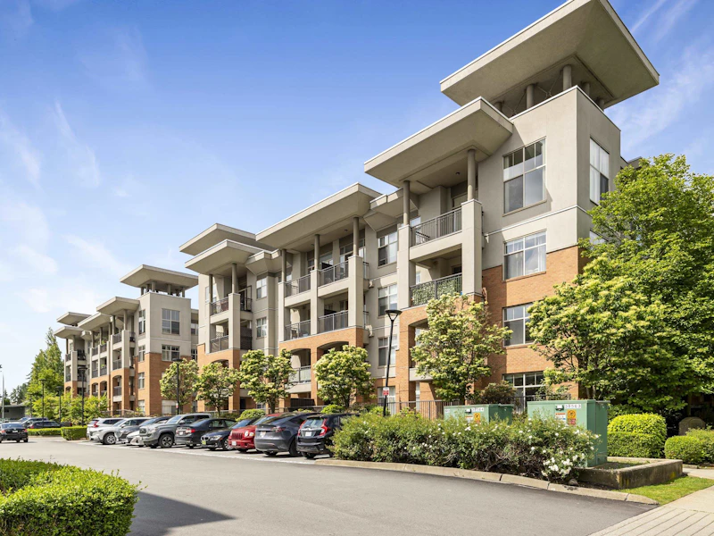 406 - 33546 Holland Avenue, Abbotsford BC V2S 0C1