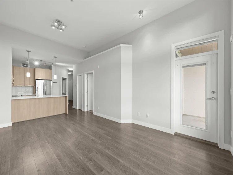 502-15388 105 Avenue, Surrey, BC, V3R 0C4 - 9