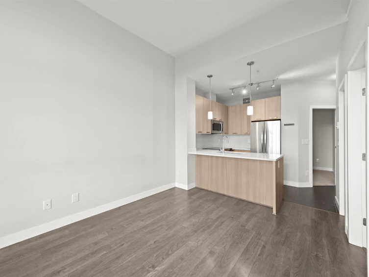 502-15388 105 Avenue, Surrey, BC, V3R 0C4 - 8