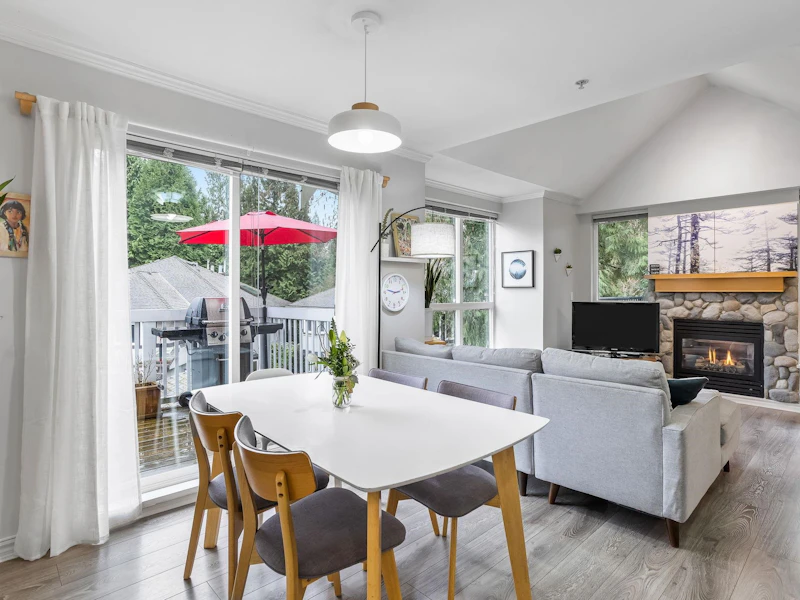 12 - 1071 Lynn Valley Road, North Vancouver BC V7J 1Z6