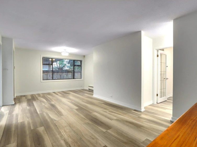 8271 Laurel Street, Vancouver, BC, V6P 3V2 - 8
