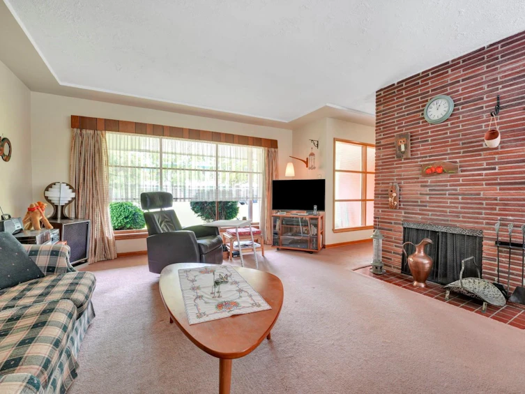 4432 Irmin Street, Burnaby, BC, V5J 1X7 - 6