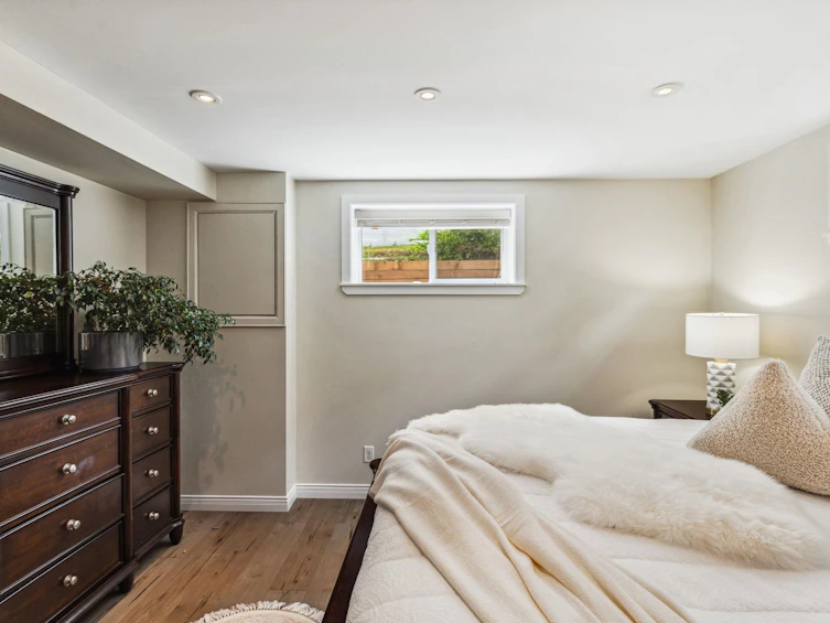 985 Gatensbury Street, Coquitlam, BC, V3J 5J6 - 22